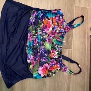 Land’s End size 18 tankini & skirt bathing suit